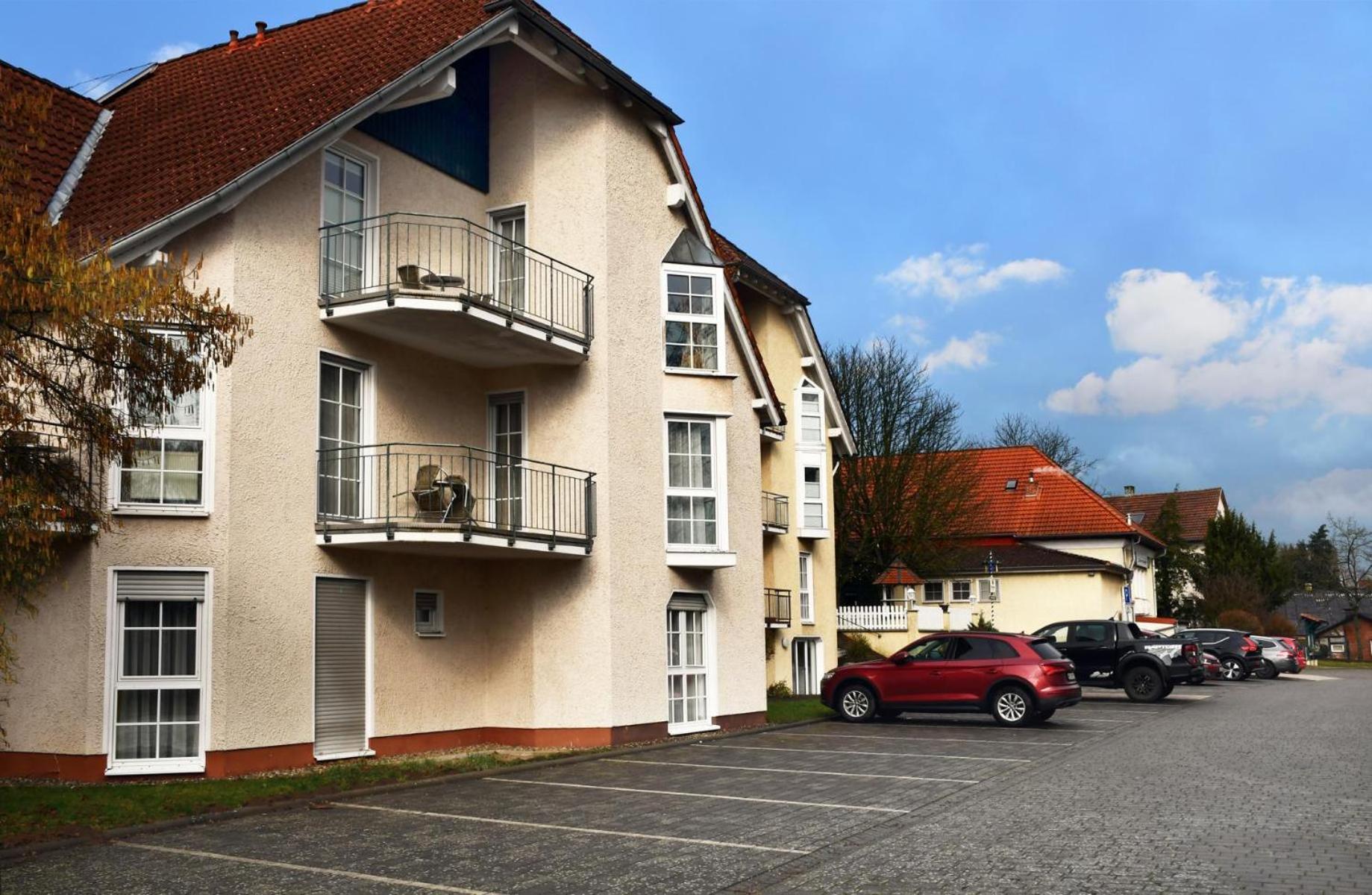 Hotel Schoene Aussicht Gießen Exteriör bild