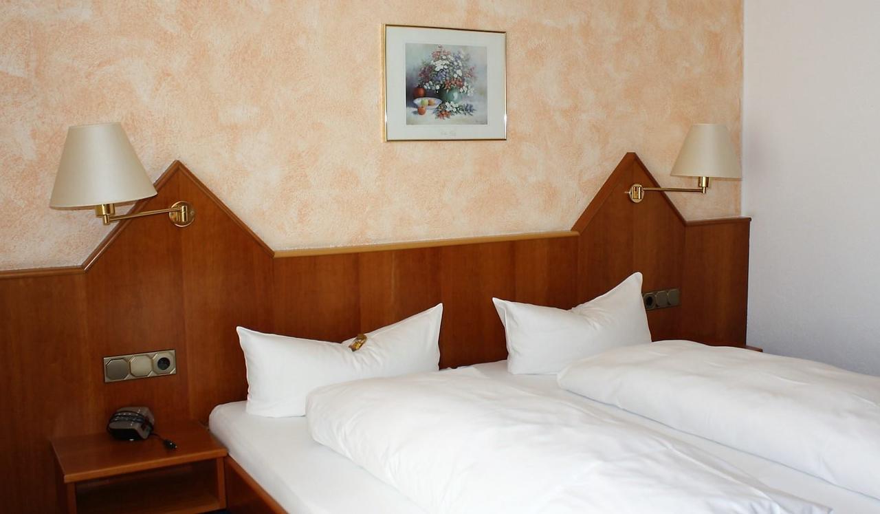 Hotel Schoene Aussicht Gießen Exteriör bild